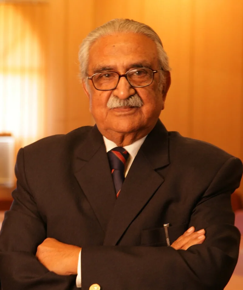Dr. KL Thakral